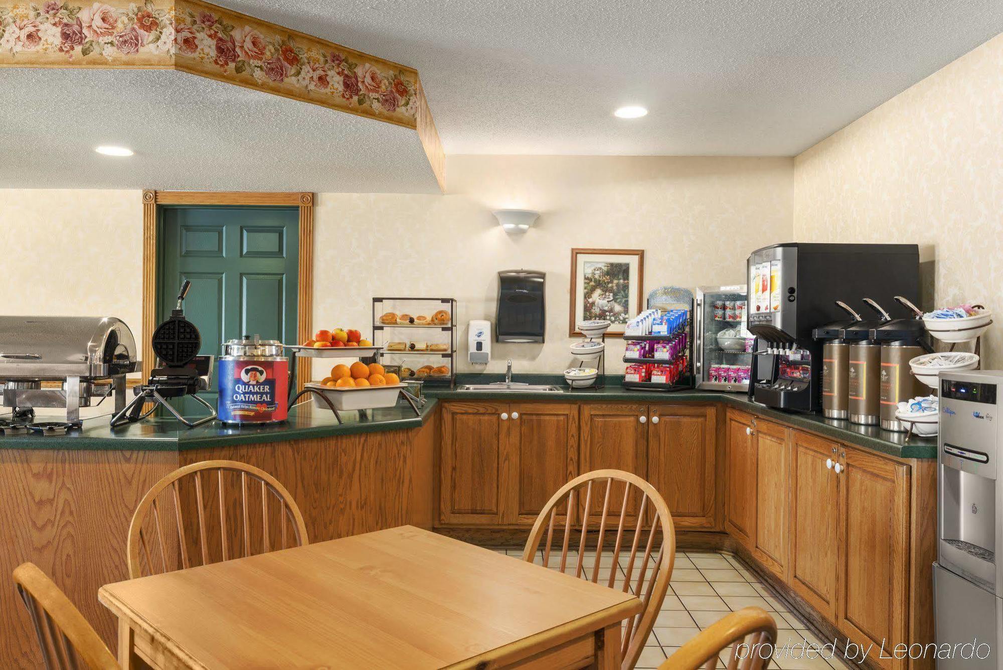 Country Inn & Suites By Radisson, Mason City, Ia Extérieur photo
