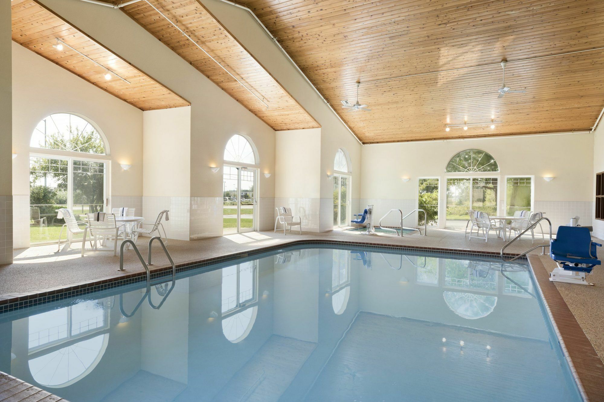 Country Inn & Suites By Radisson, Mason City, Ia Extérieur photo